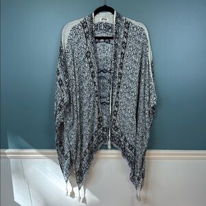 Mimi Women’s Kimono Top Tassels Blue White Boho Print Open Front Size Medium